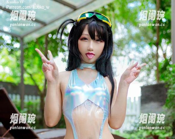 Kuuko W全套写真：办公室不止是工作的地方，还有别样的趣味